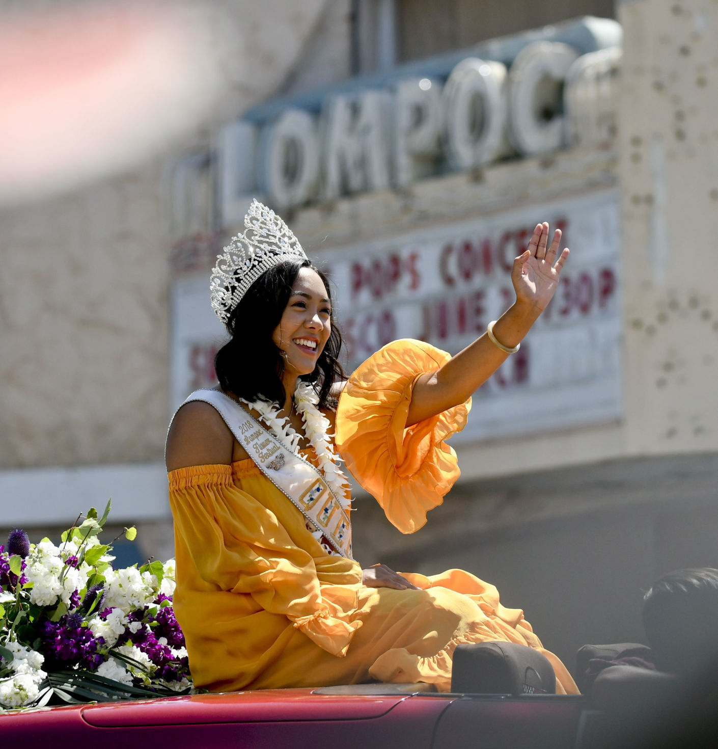 062919 Flower Festival parade 28.jpg